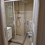 En