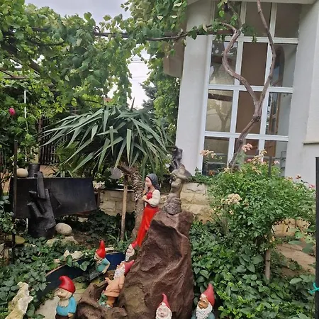 En